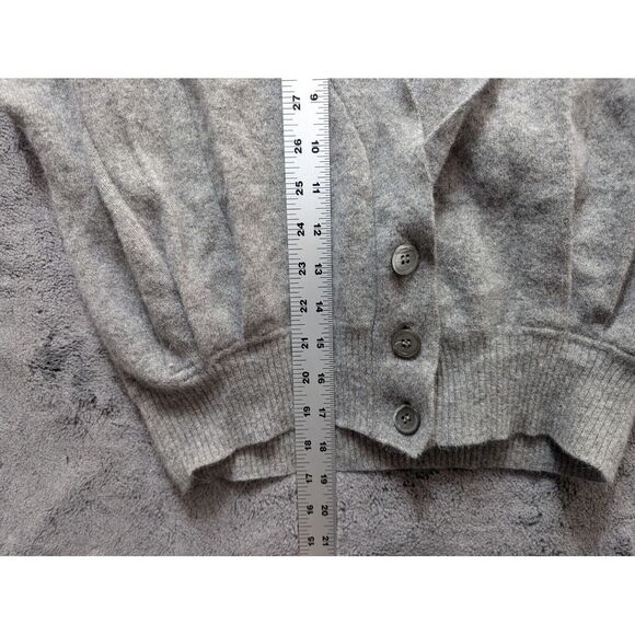 Evan Picone 3 Button Lambwool Cardigan Women's Size Small Gray - Picture 6 of 10
